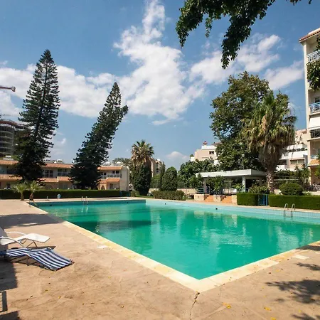 Palm Beach One Bedroom דירה לימסול